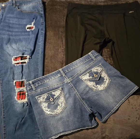 Lot/Bundle of 5 Womens Bottoms/Shorts (XL 16) - Picture 9 of 11